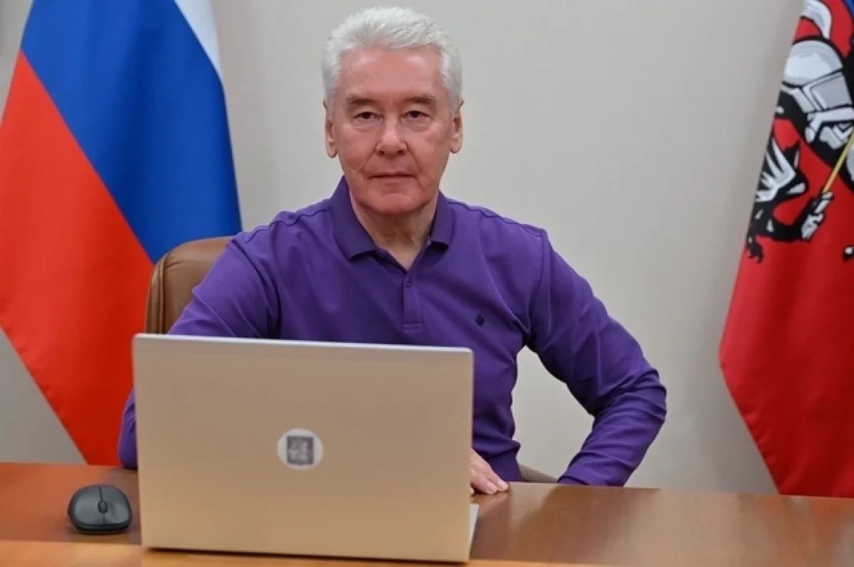 Собянин: поликлиники Москвы за год получили более 11 тыс. единиц медтехники