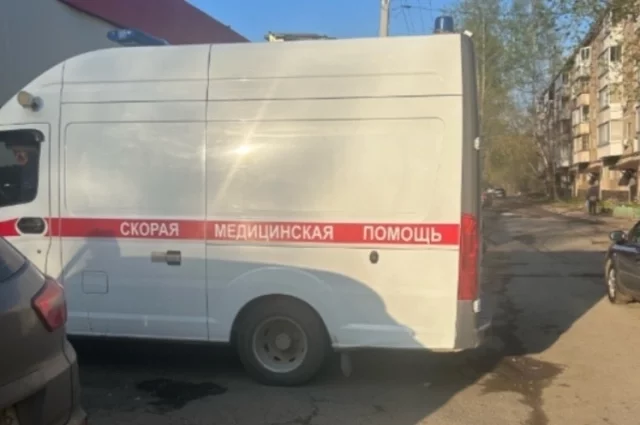 Пострадавшему оказывают всю необходимую помощь.