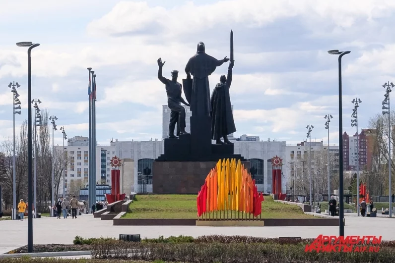  Пермь украсили к 9 Мая.