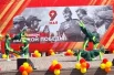 В парке сразу на нескольких площадках проходили концертные представления.