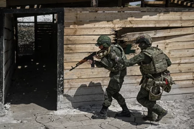 Отработка боевого слаживания военнослужащими 31-го мотострелкового полка 67-й мотострелковой дивизии 25-й общевойсковой армии группировки войск «Запад» в зоне СВО.