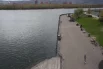 Енисей подступает вплотную к прогулочным зонам.