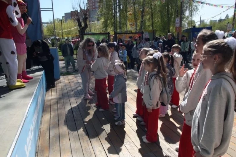 Дети активно участвовали в играх и конкурсах.