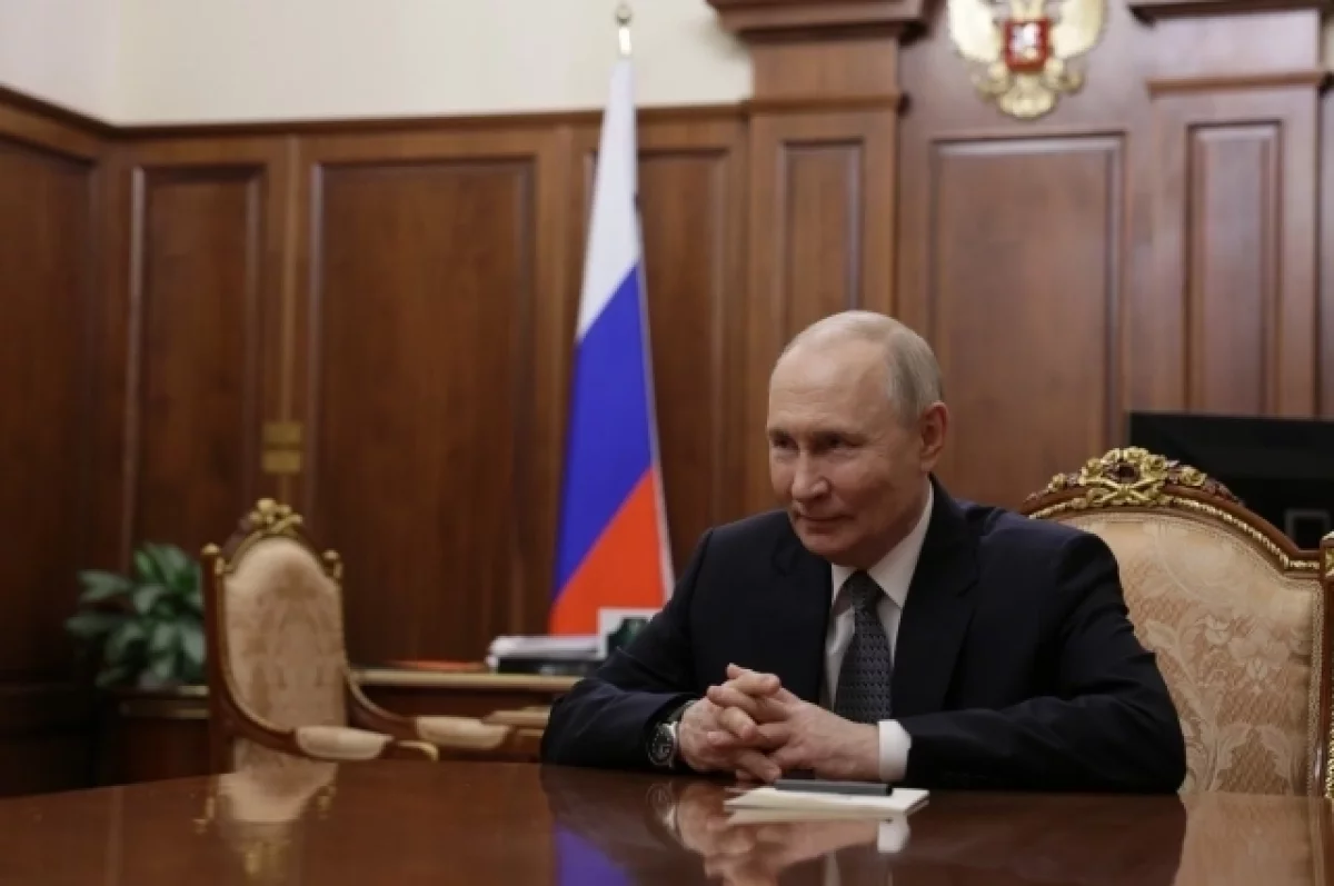 МИД: Путин поговорил с президентом ОАЭ Аль-Нахайяном по телефону