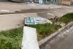 Поваленные рекламные конструкции напротив заправки. 