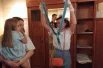 В шкафу Эльдара Рязанова, который открывается лишь раз в год, можно встретить модные аксессуары 1940-х. Например подтяжки. И для штанов, и для носков. Эти - для брюк.