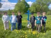 У Поклонного креста на месте обретения иконы Калужской Богородицы в деревне Тиньково.