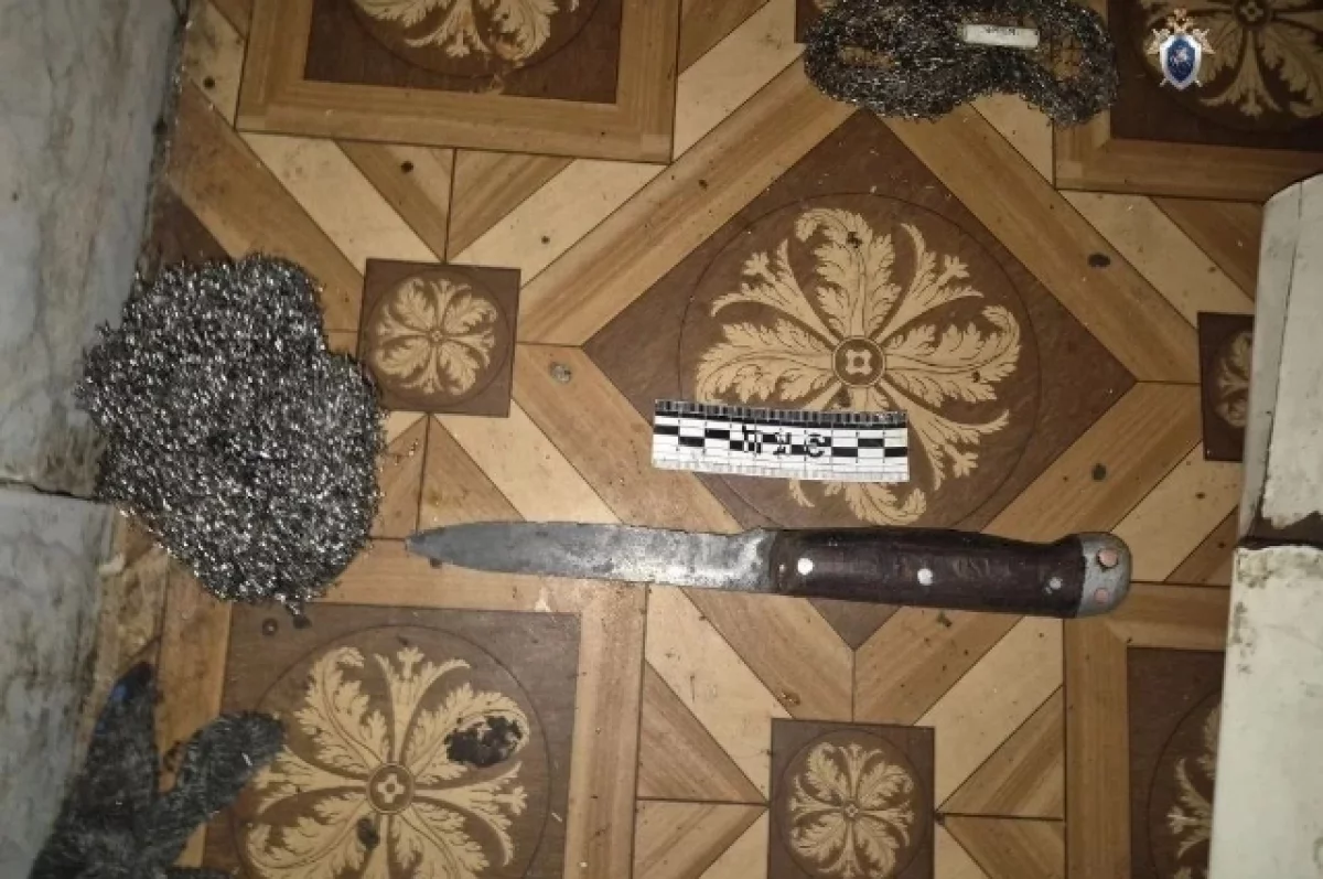 В Ленобласти сотрудник кафе ударил ножом посетителя из-за разногласий