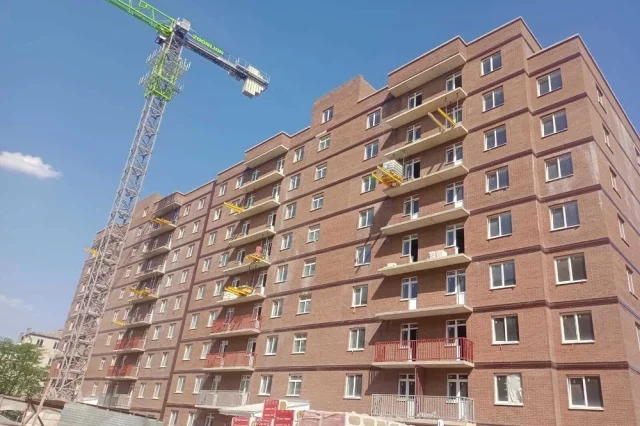 В крае возводят жильё для переселенцев из аварийных домов.