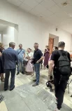 Журналисты в ожидании начала процесса.