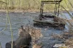 Жители боятся, что в ямы могут упасть дети.
