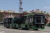 Автобус-гармошка.