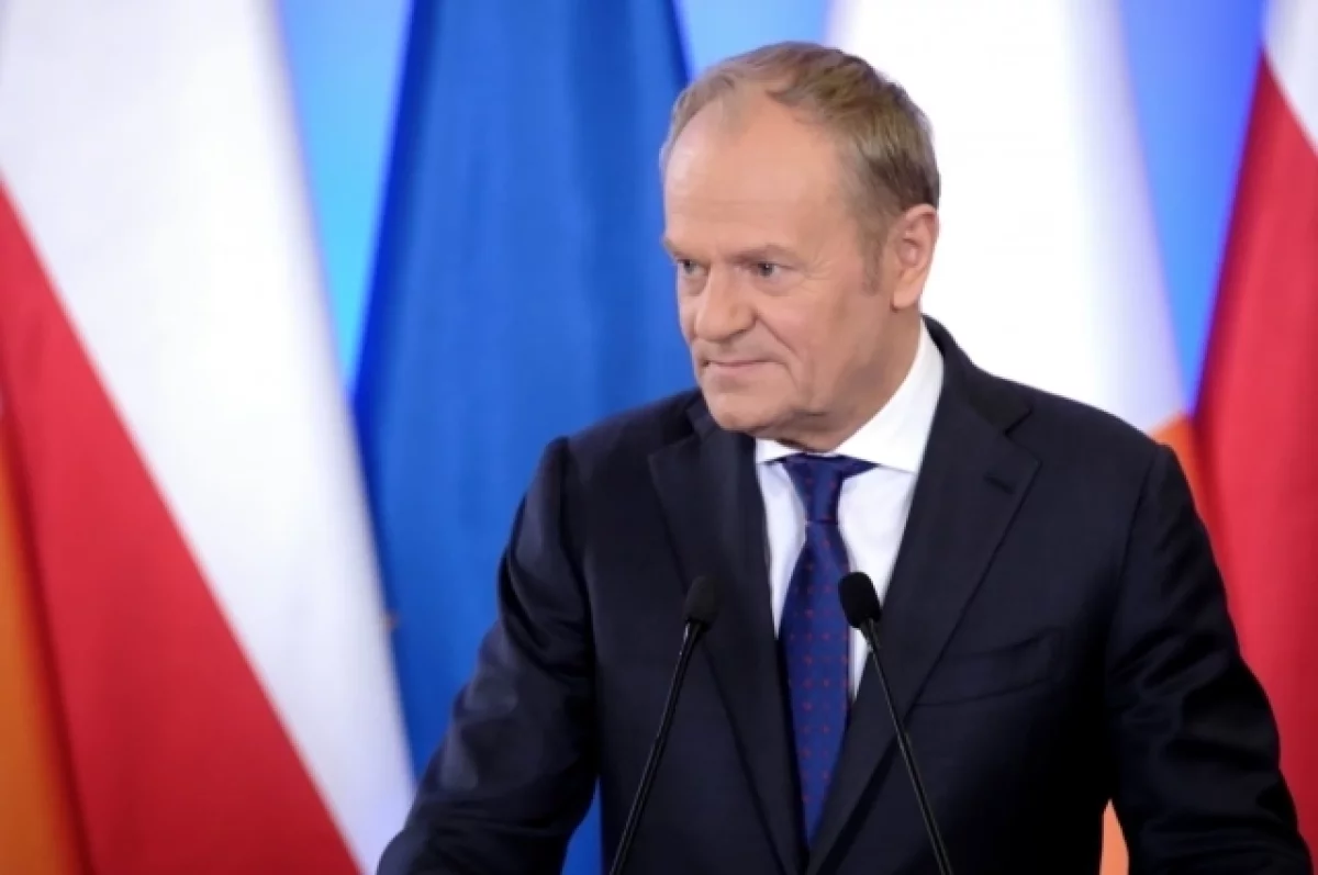 Туск созвал заседание из-за ложного уведомления о пожаре в доме президента