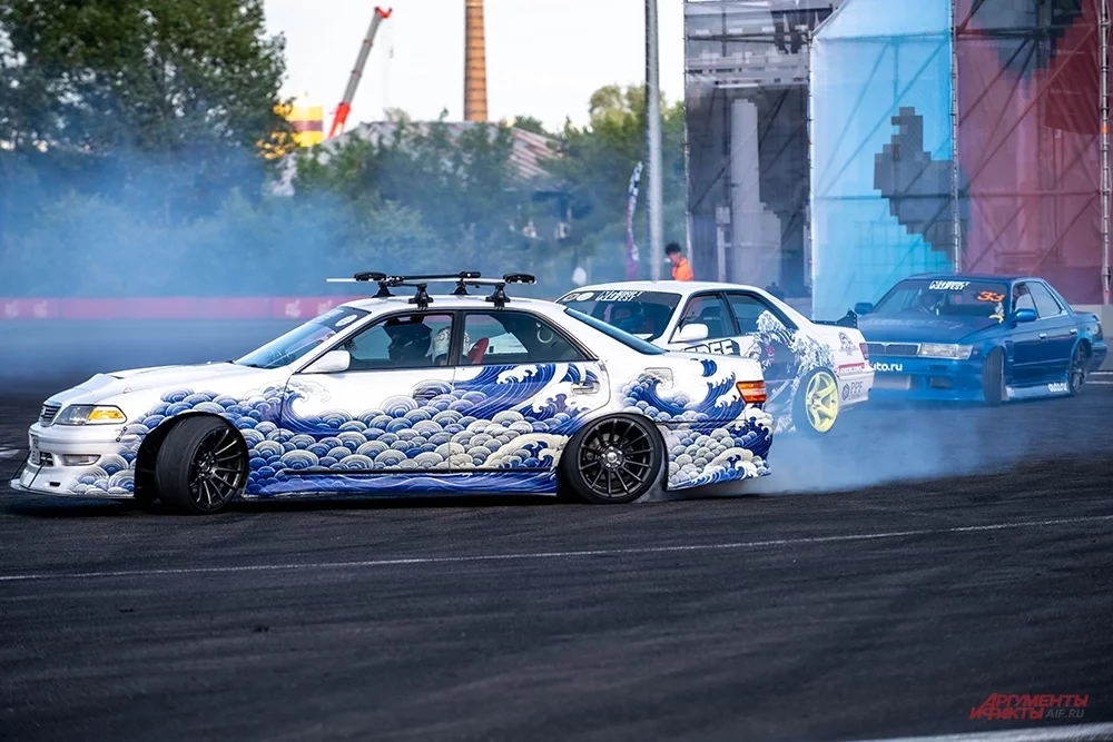 Фото