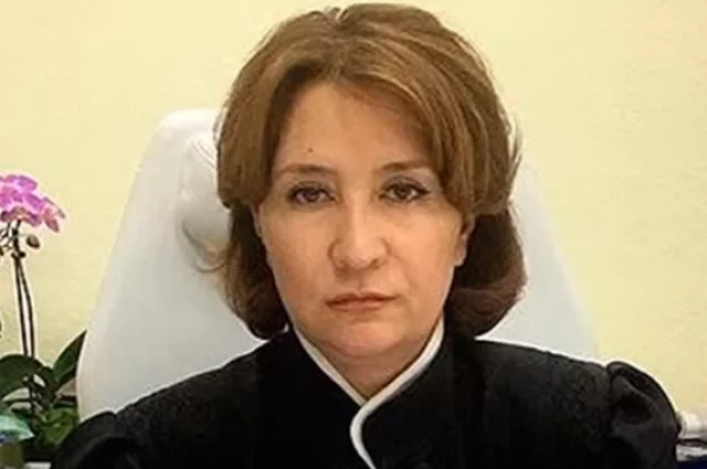 Елена Хахалева.