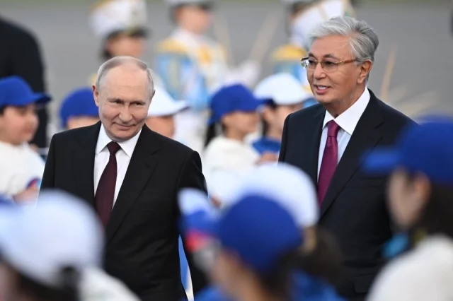 Президент РФ Владимир Путин и президент Казахстана Касым-Жомарт Токаев.