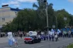 Самой многочисленной была колонна крупнейшего предприятия в регионе - ПО  «Старт» им. М.В. Проценко». Впереди шел белый мишка.