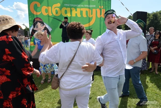 Национальный праздник плуга Сабантуй в 2026 году развернётся по всей республике: от небольших сёл до столичных площадок.
