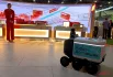 Будущее наступило прямо здесь: интерактивный макет презентует новый центр градостроительного и экономического развития в Коммунарке. Изюминкой этой зоны стали шустрые роботы-доставщики — знаменитые роверы, которые уже сегодня органично вписываются в экосистему умного города, помогая москвичам решать повседневные логистические задачи.