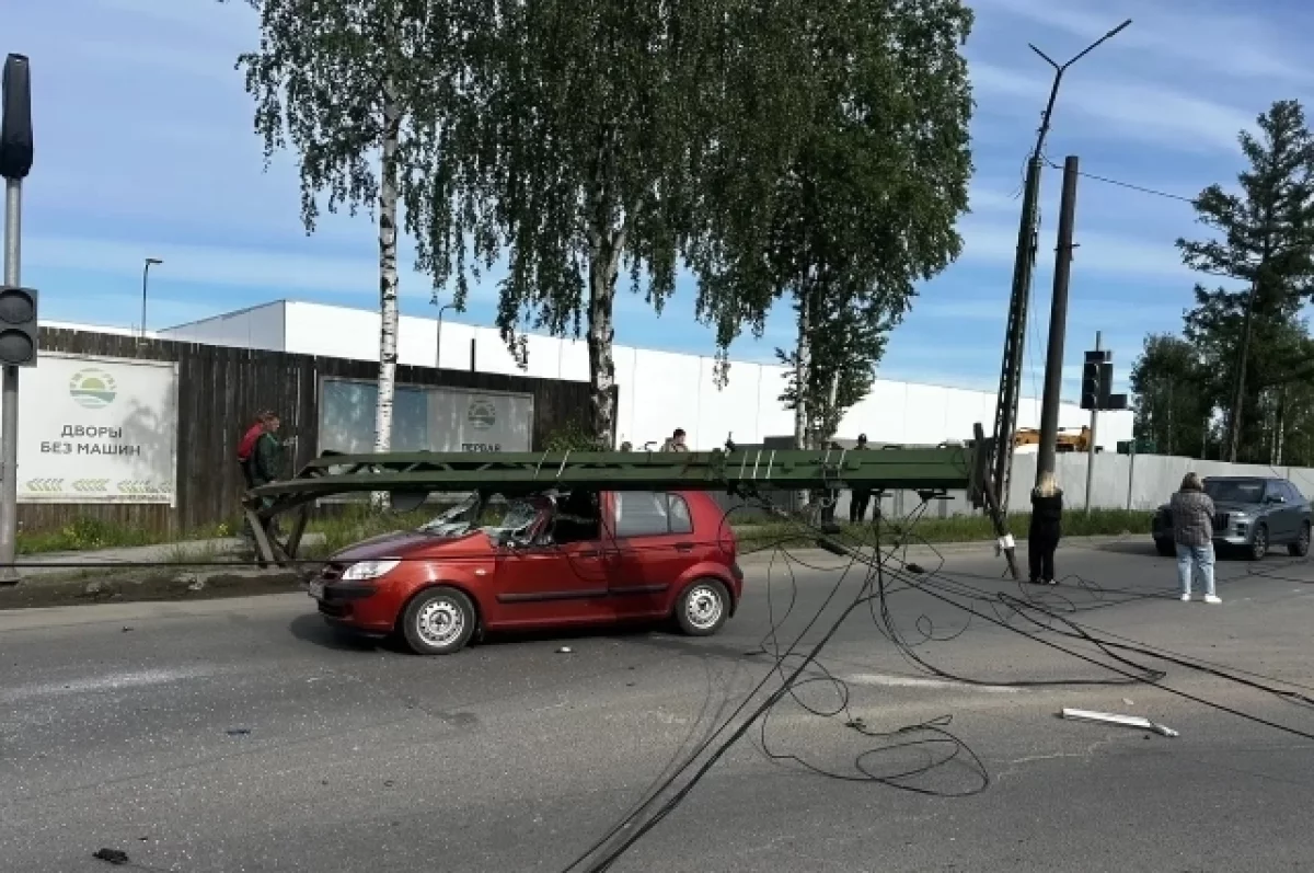 Движение ряда троллейбусов и автобусов нарушено в Петрозаводске