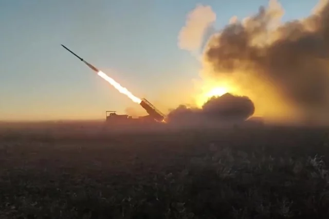 Боевая работа расчета РСЗО «Ураган». 