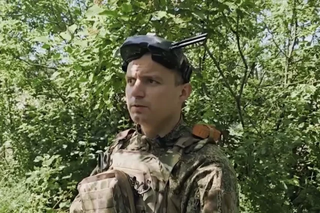 Дмитрий Михайлов принял решение подписать контракт и пойти в беспилотные войска. 