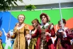 На другой площадке танцевали исторические танцы.