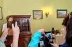 Посетителей в Пушкинский день особенно много. 