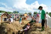 Каждый нашел себе занятие по душе.