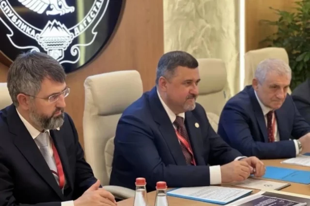 Несколько напряжённых дней работы руководства завершились пакетом договорённостей и новых проектов федерального уровня.