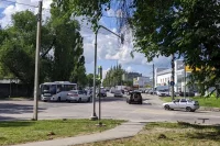 Симферополь утром 9 июня: машины ходят, общественный транспорт - тоже.