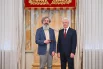 Высокую награду из рук мэра получил Никита Савёлов, руководитель городского референс-центра патоморфологических и молекулярно-генетических методов исследования МГОБ № 62.