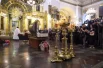 В 11.30 всех прощающихся с актрисой попросили войти в собор.