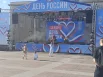 Под конец праздника на площади танцевали дети.