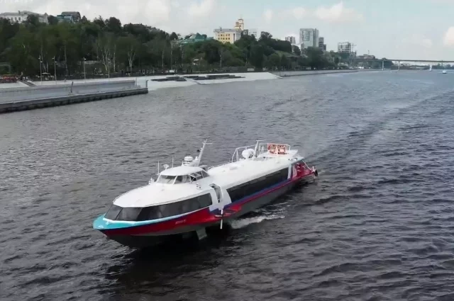 Судно прибыло в Пермь своим ходом. 