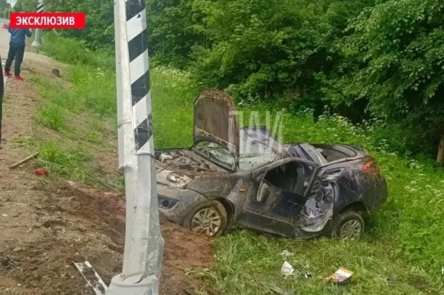 Водителя госпитализировали с различными травмами