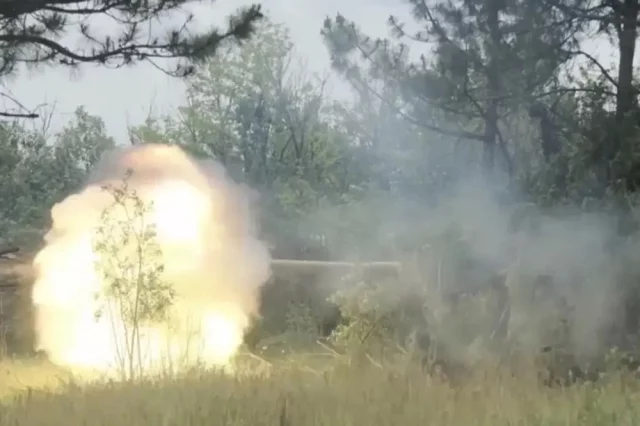 Танк Т-90м «Прорыв» на боевой работе.
