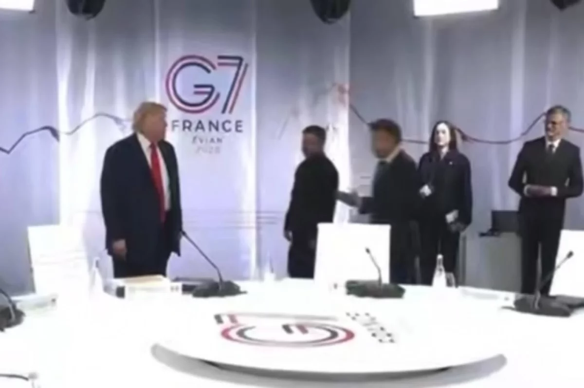 Эксперт по жестам указал на унижение Зеленского на встрече с Трампом на G7