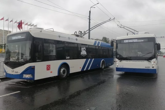 В город на Неве прибыли 42 водителя из разных регионов страны