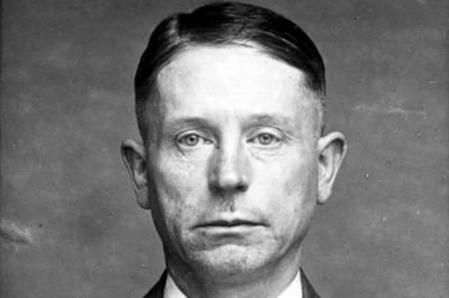 Петер Кюртен. 