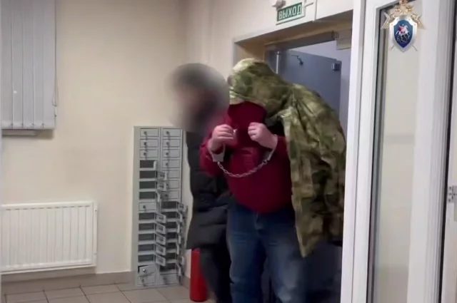 Подозреваемый в убийстве на допросе признался, что вступал с мальчиком в связь.