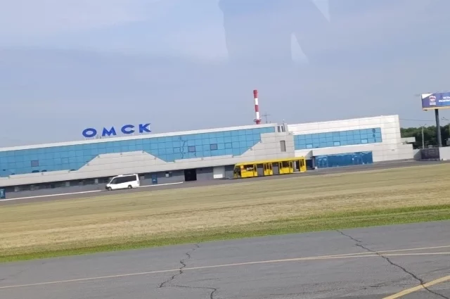 Международный аэропорт Омск Центральный имени Д. М. Карбышева