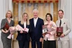 Мэр Москвы Сергей Собянин наградил городской премией 23 июня коллективы авторов шести лучших проектов в области медицины. За разработку и внедрение методов лечения слепоты вследствие травм и ожогов глаз на основе аутотрансплантации стволовых клеток в эксперименте и клинической практике отмечен наградой коллектив сотрудников Национального медицинского исследовательского центра «Межотраслевой научно-технический комплекс “Микрохирургия глаза” имени академика С.Н. Федорова». Лауреатами стали Сергей Борзенок, Светлана Измайлова, Светлана Калинникова, Дмитрий Островский и Мадина Хубецова.