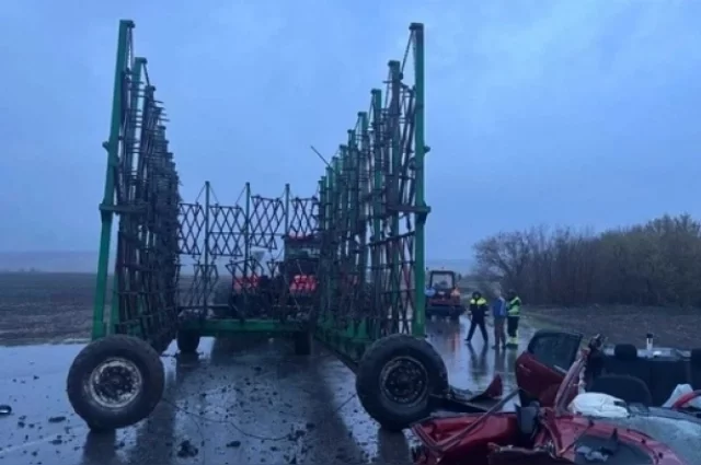 Водитель трактора обвиняется в совершении ДТП, повлекшего гибель человека.