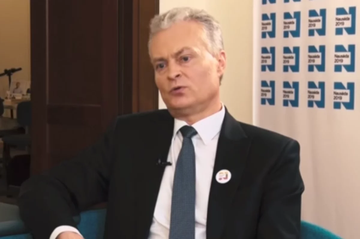 Лидер Литвы Науседа назвал польского премьера Туска Дональдом Даком