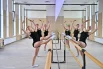 В здании площадью 8 тыс. кв.м. разместилось более 50 кабинетов. Есть и выставочное пространство, и библиотека, а также два концертных зала.