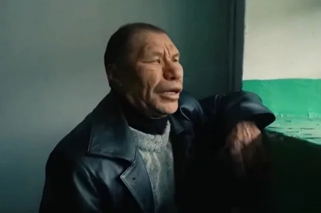 Треш-блогер Олег Монгол