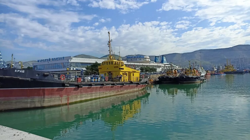 Новороссийск — крупнейший морской порт России на Черном море.