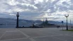 Набережная Новороссийска на фоне Цемесской бухты и гор.