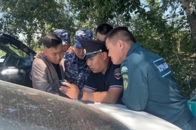 Пропавших 1 июля школьниц ищут правоохранители, спасатели, волонтёры и близкие 